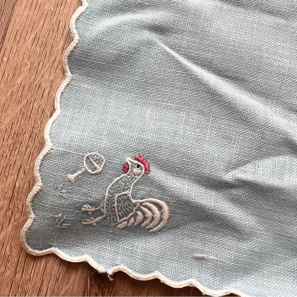 Luxury Vintage Embroidered‎ Linen Table Placemat & Embroidered Rooster Napkin